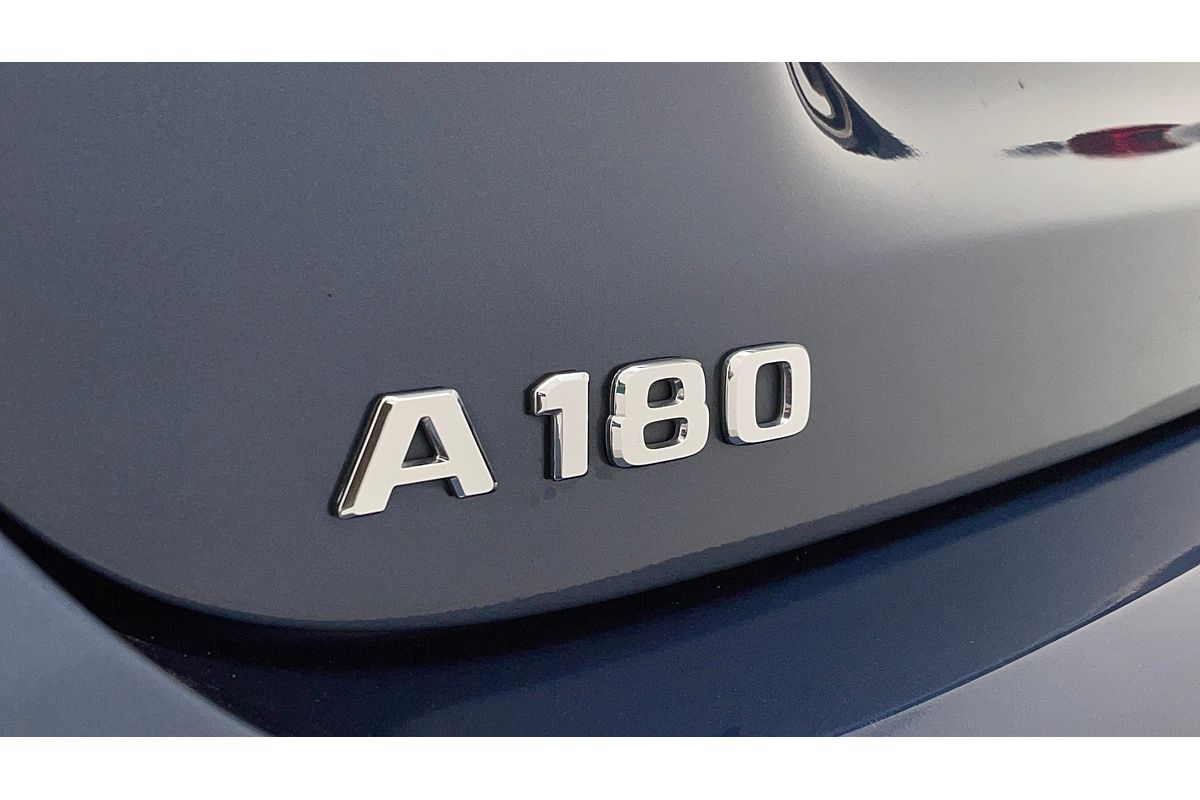 2021 Mercedes-Benz A-Class A180 V177