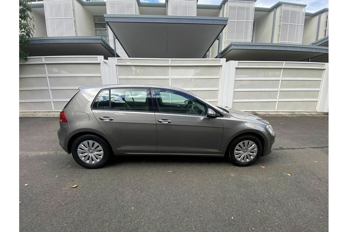 2015 Volkswagen Golf 90TSI 7