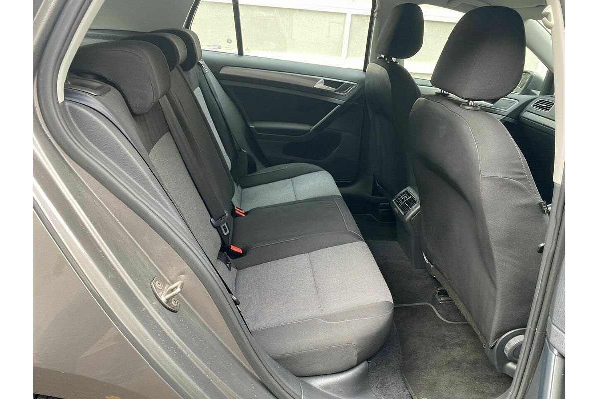 2015 Volkswagen Golf 90TSI 7