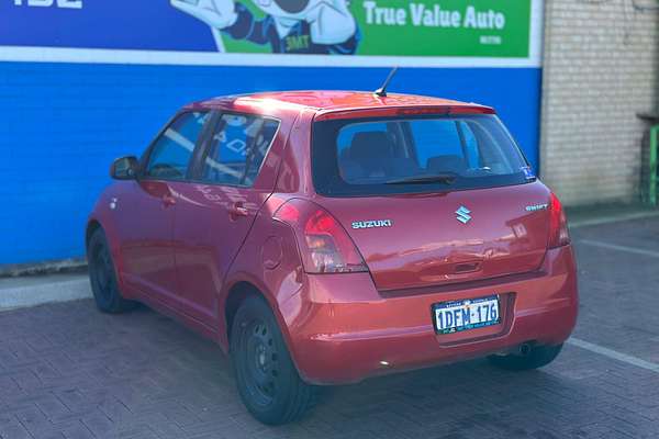 2009 Suzuki Swift  RS415