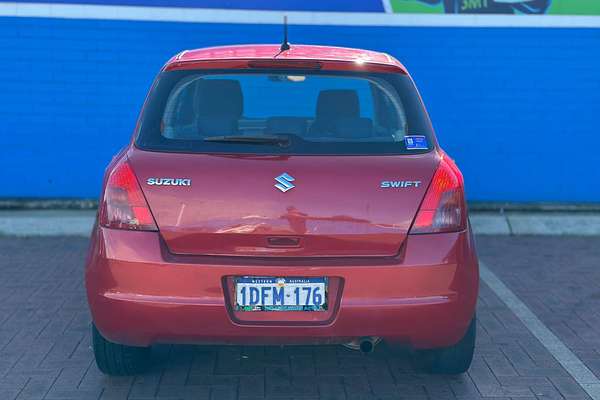2009 Suzuki Swift  RS415