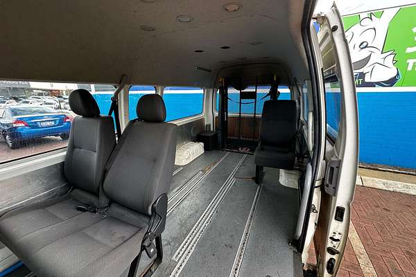 2006 Toyota Hiace Commuter TRH223R