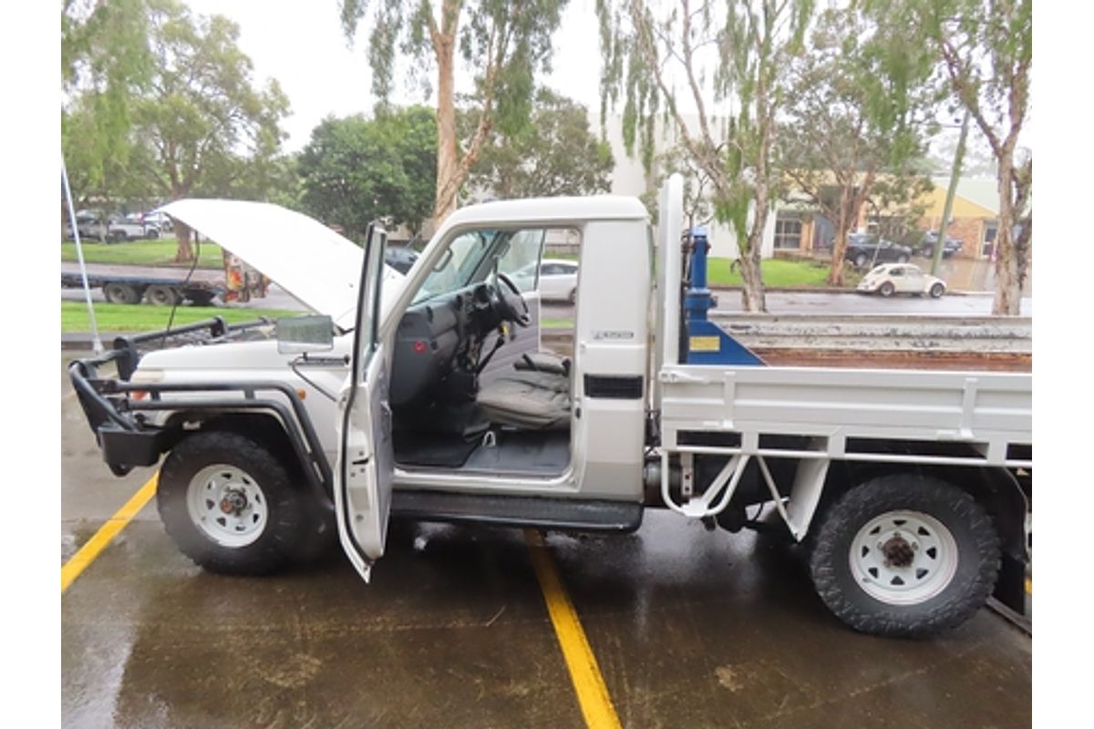 2010 Toyota Landcruiser Workmate VDJ79R 4X4