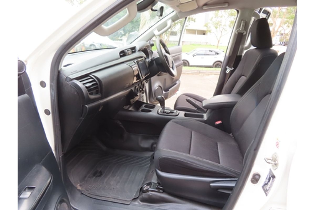 2019 Toyota Hilux SR GUN126R 4X4