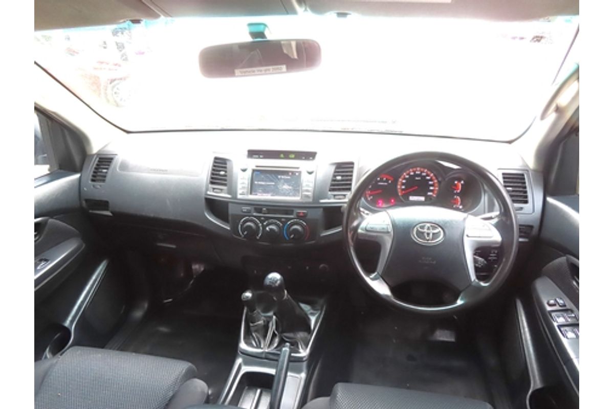2015 Toyota Hilux SR KUN26R 4X4