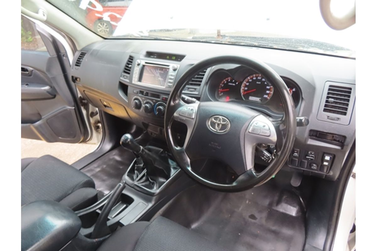 2015 Toyota Hilux SR KUN26R 4X4