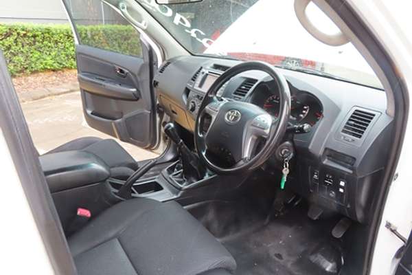 2015 Toyota Hilux SR KUN26R 4X4