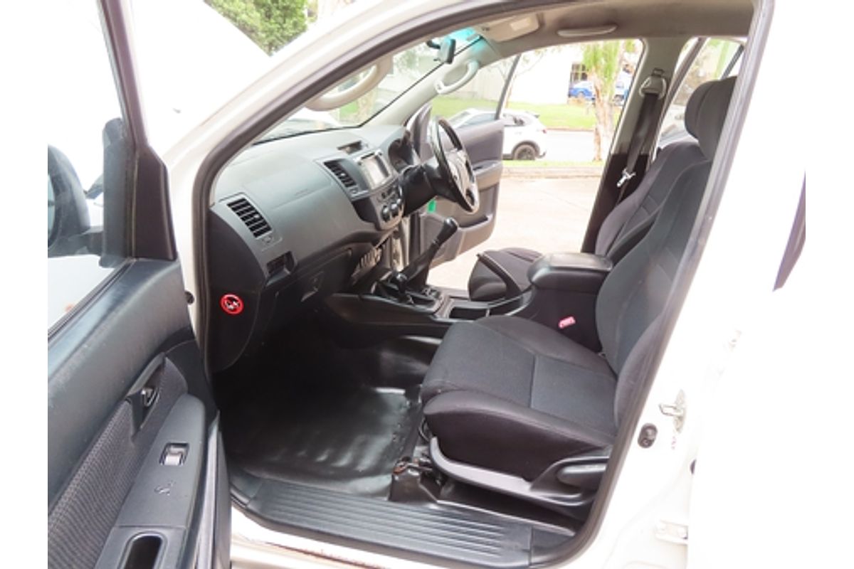 2015 Toyota Hilux SR KUN26R 4X4