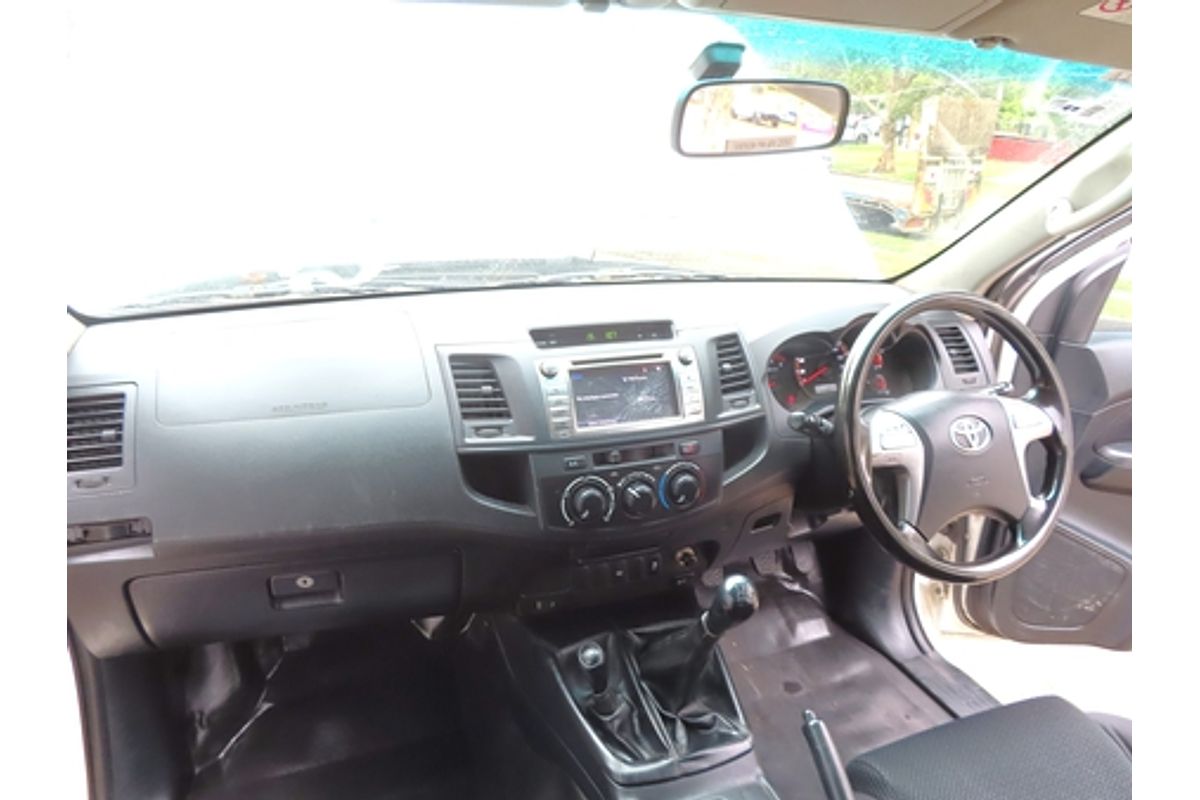 2015 Toyota Hilux SR KUN26R 4X4