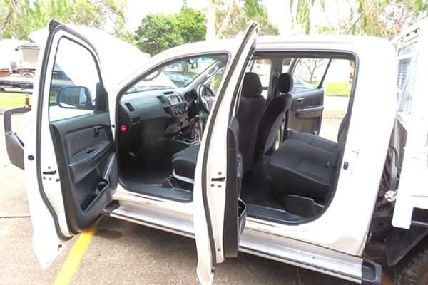 2015 Toyota Hilux SR KUN26R 4X4
