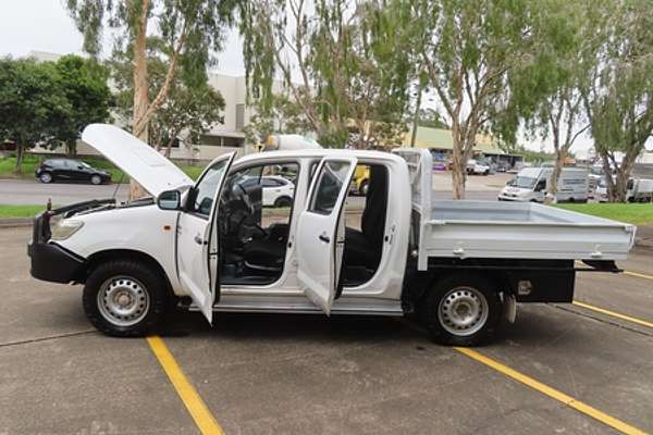 2015 Toyota Hilux SR KUN26R 4X4