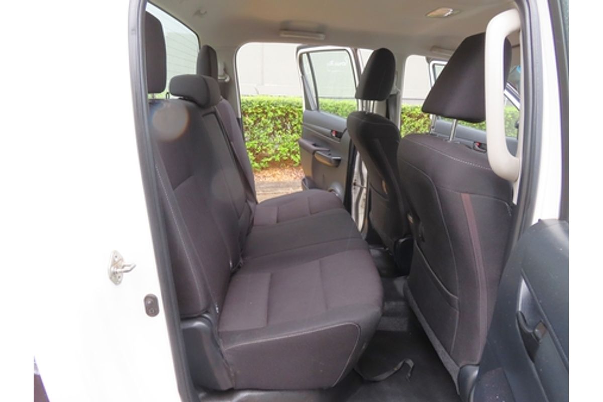 2019 Toyota Hilux SR GUN126R 4X4