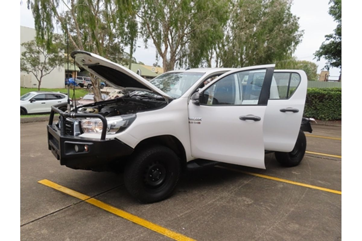 2019 Toyota Hilux SR GUN126R 4X4