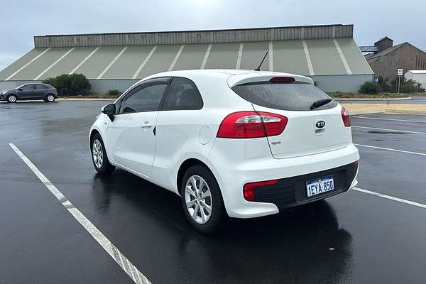2016 Kia Rio S UB