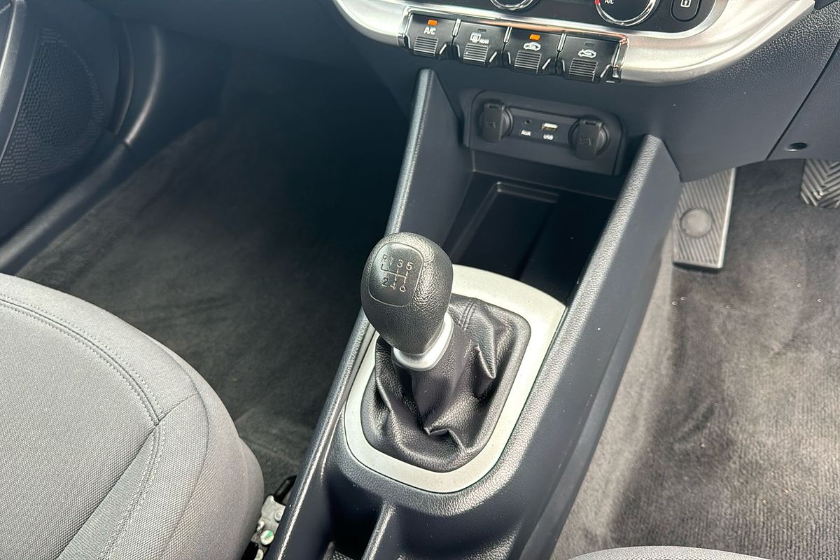 2016 Kia Rio S UB