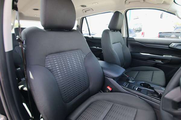 2024 Ford Everest Ambiente 2.0L