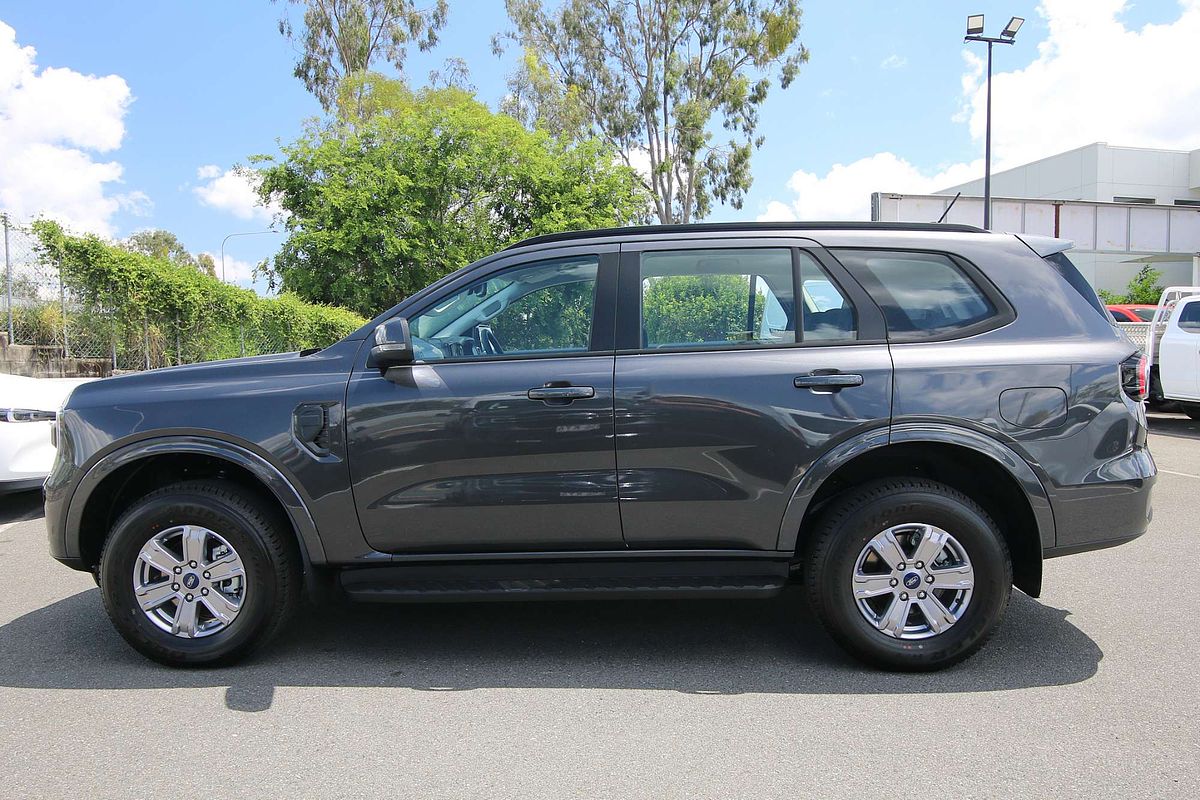 2024 Ford Everest Ambiente 2.0L