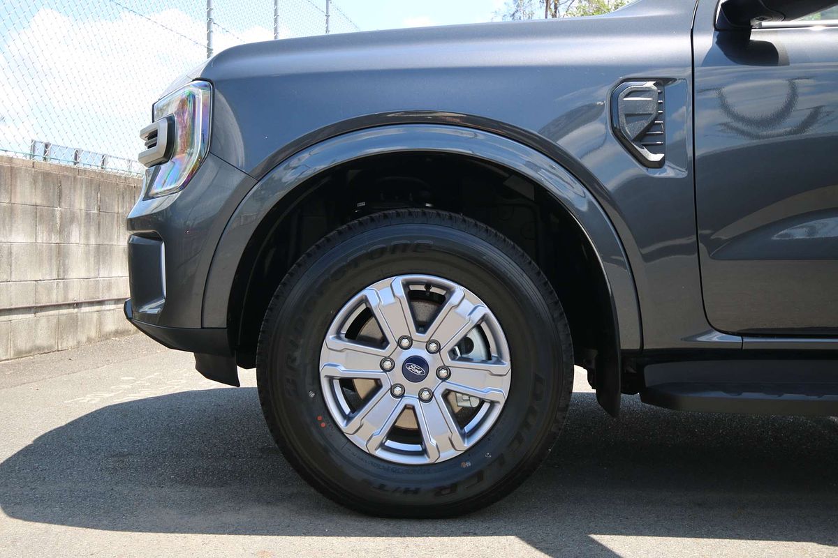 2024 Ford Everest Ambiente 2.0L