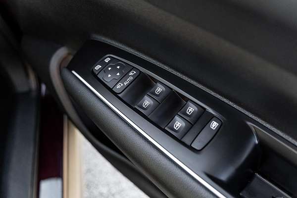 2024 Renault Koleos Life HZG
