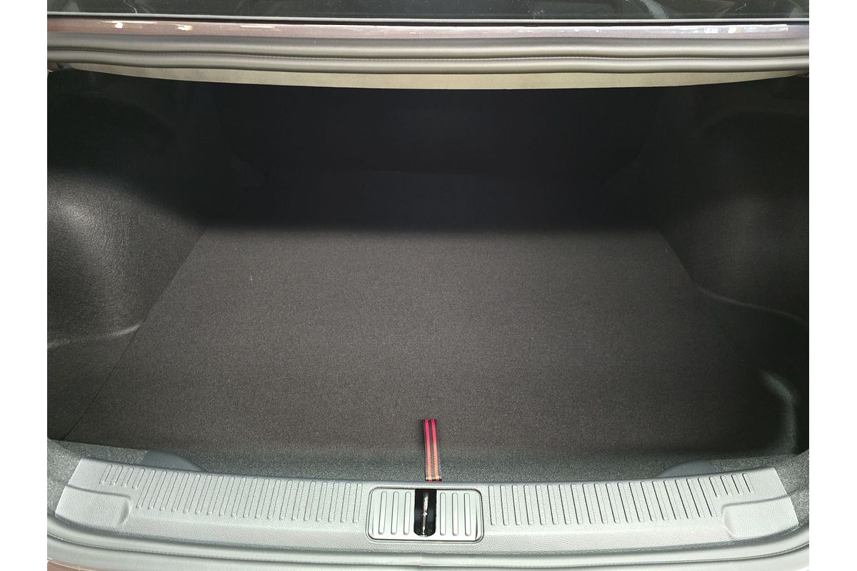 2024 MG MG5 Essence