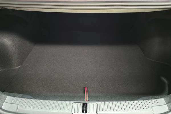 2024 MG MG5 Essence