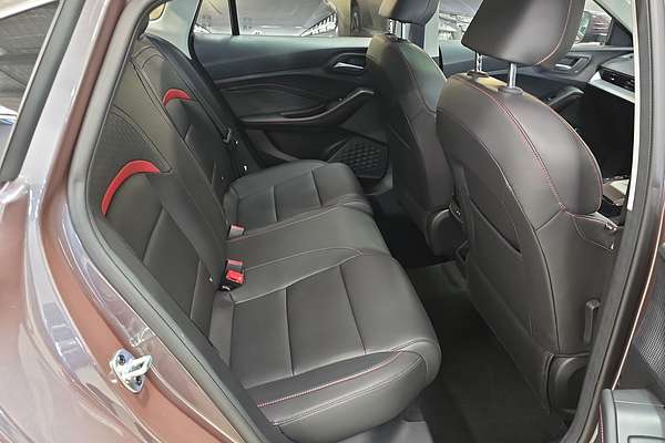 2024 MG MG5 Essence