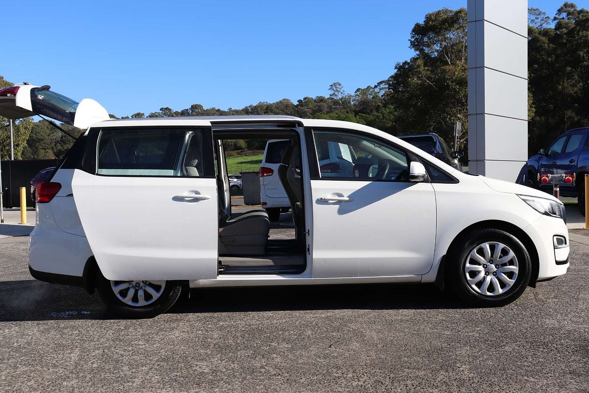 2020 Kia Carnival S YP