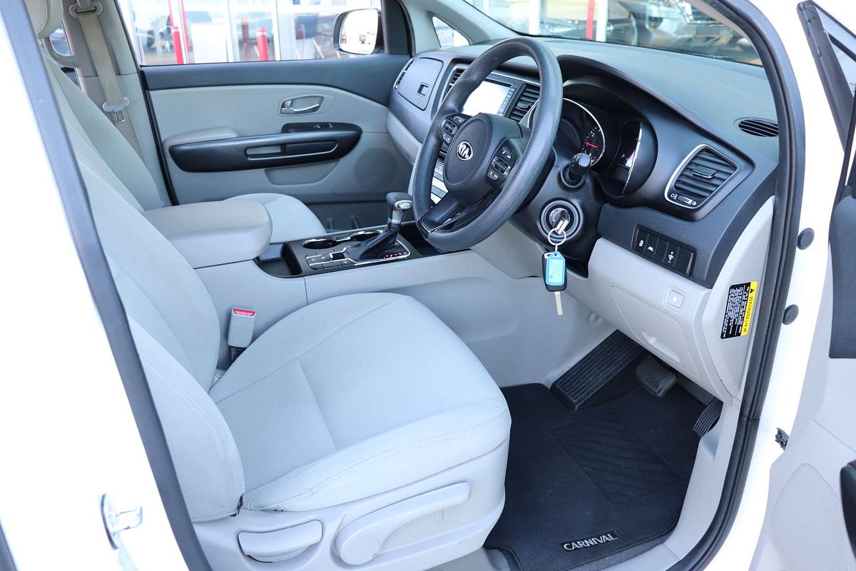 2020 Kia Carnival S YP