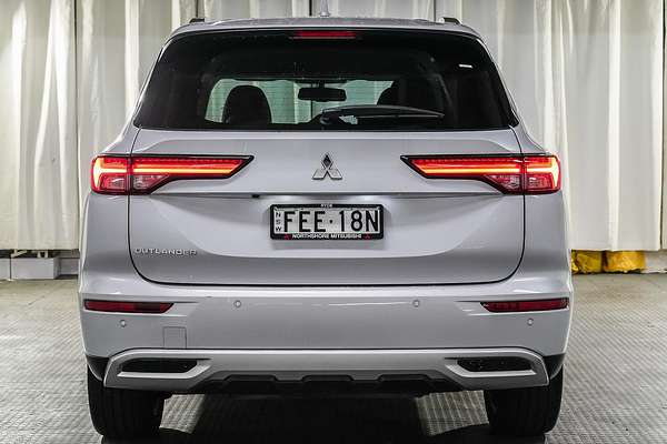 2024 Mitsubishi Outlander LS ZM