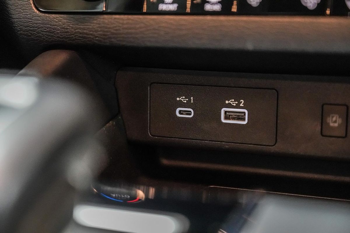 2024 Mitsubishi Outlander LS ZM