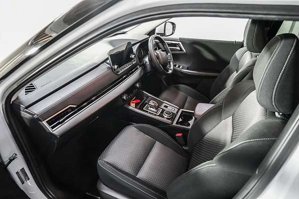 2024 Mitsubishi Outlander LS ZM