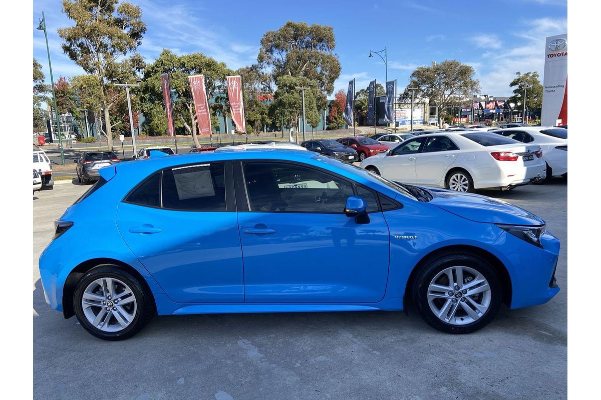 2020 Toyota Corolla SX Hybrid ZWE211R