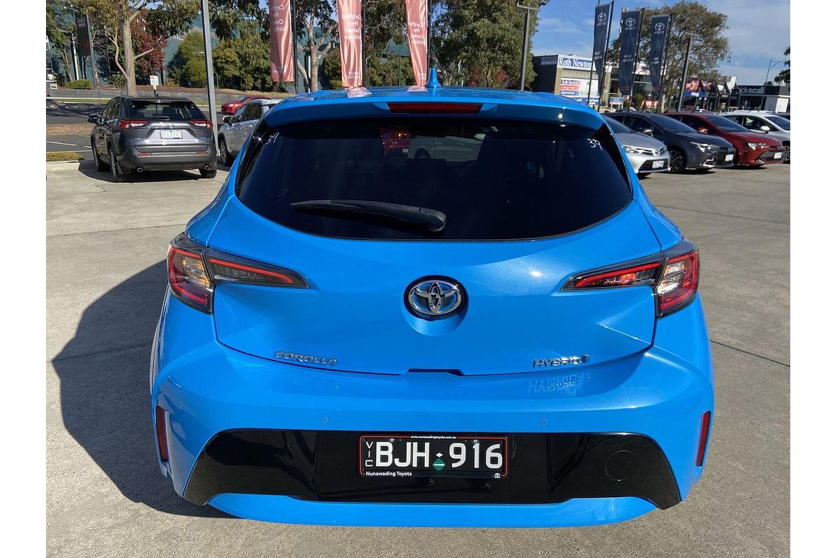 2020 Toyota Corolla SX Hybrid ZWE211R