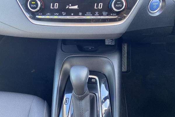 2020 Toyota Corolla SX Hybrid ZWE211R