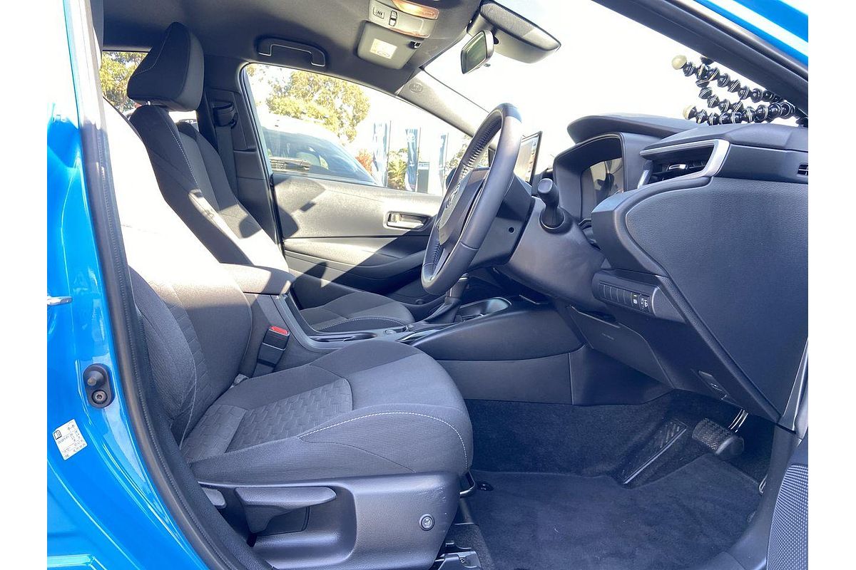2020 Toyota Corolla SX Hybrid ZWE211R
