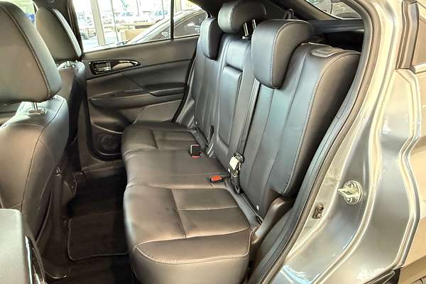 2022 Mitsubishi Eclipse Cross Exceed YB