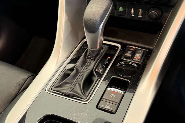2022 Mitsubishi Eclipse Cross Exceed YB