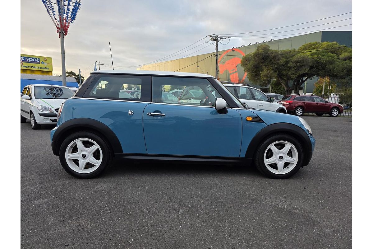 2008 MINI Hatch Cooper R56
