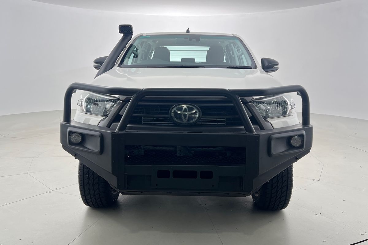 2020 Toyota Hilux SR GUN126R 4X4
