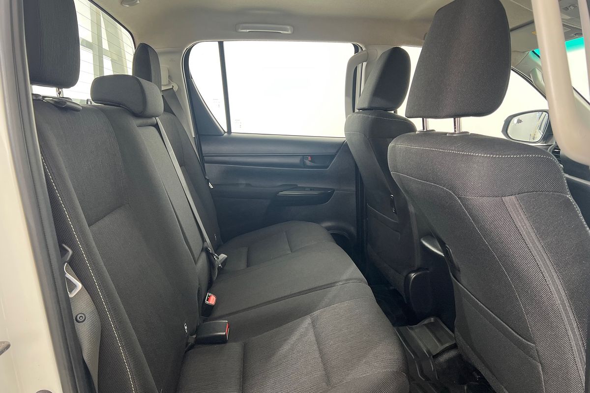 2020 Toyota Hilux SR GUN126R 4X4