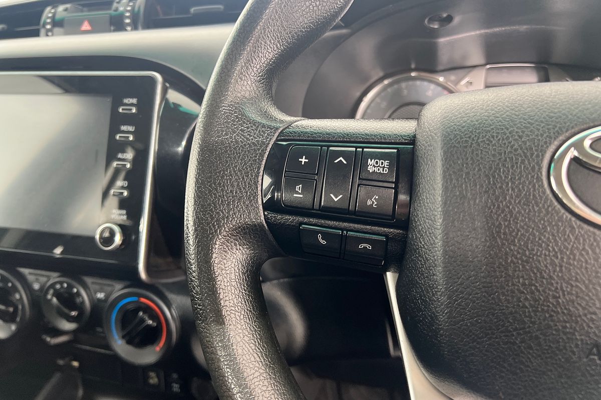 2020 Toyota Hilux SR GUN126R 4X4