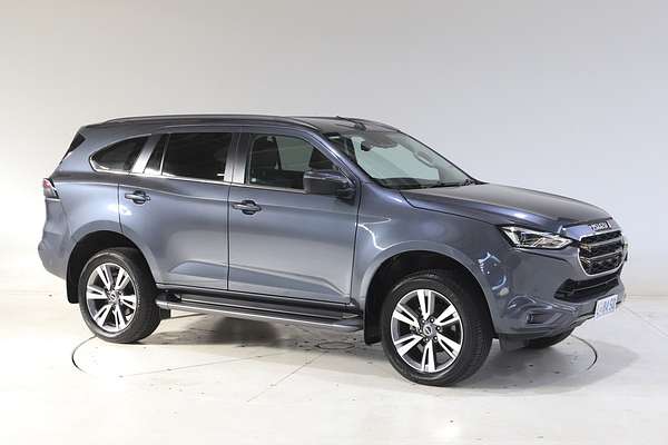 2023 Isuzu MU-X LS-T