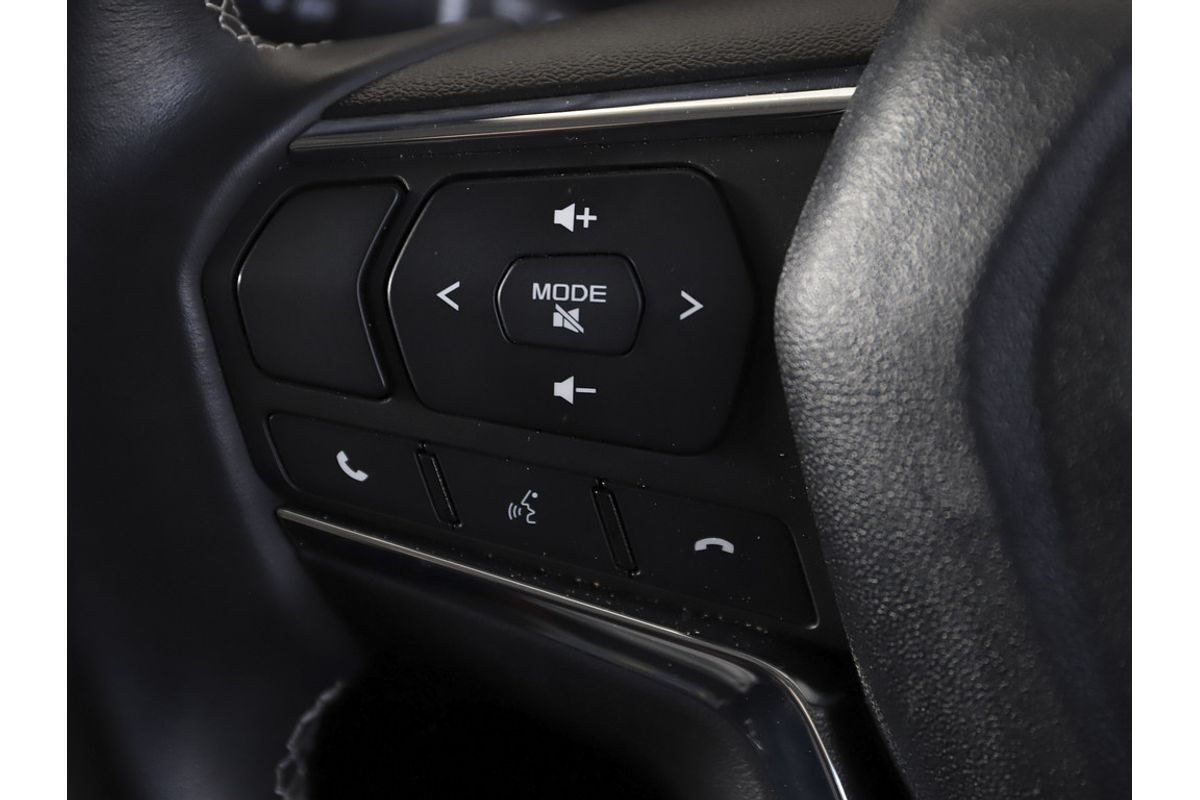2023 Isuzu MU-X LS-T
