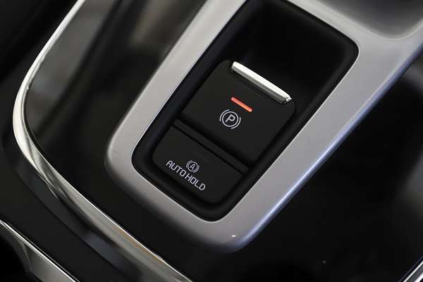 2023 Isuzu MU-X LS-T
