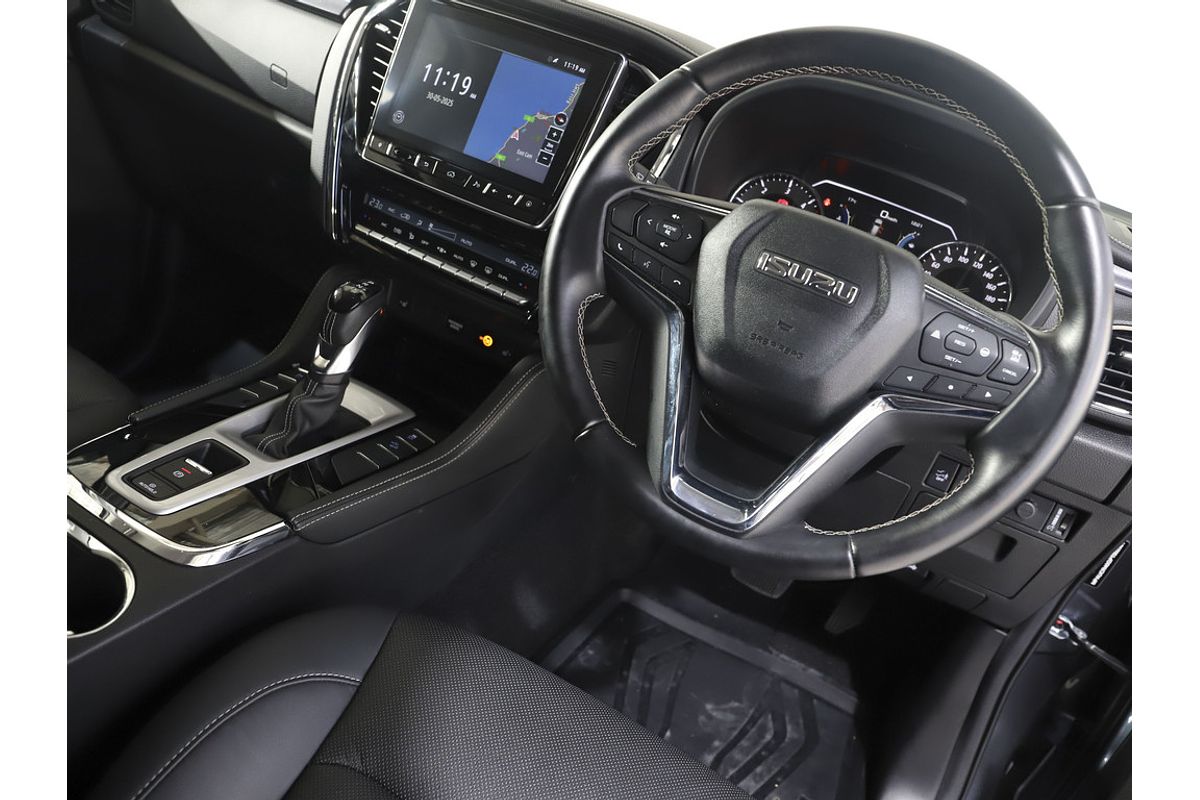 2023 Isuzu MU-X LS-T