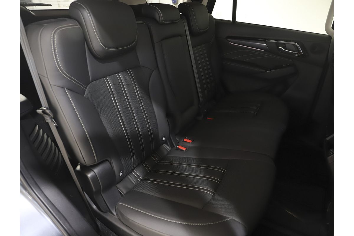 2023 Isuzu MU-X LS-T