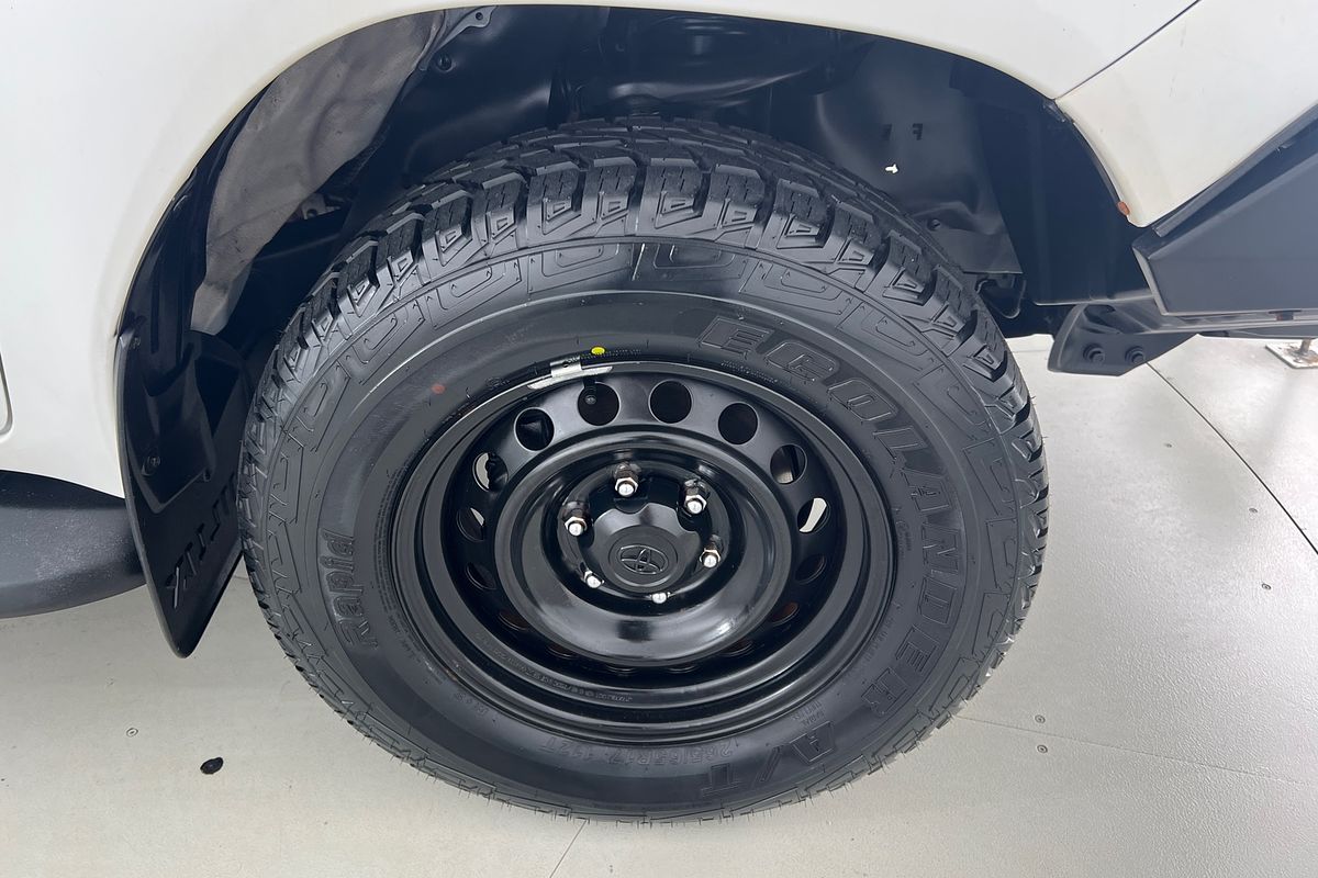 2020 Toyota Hilux SR GUN126R 4X4