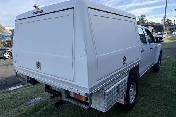 2017 Isuzu D-MAX SX 4X4