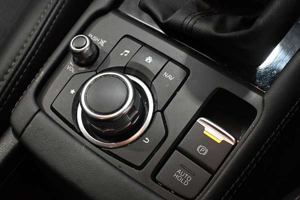 2022 Mazda CX-3 sTouring DK