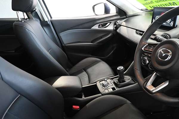2022 Mazda CX-3 sTouring DK